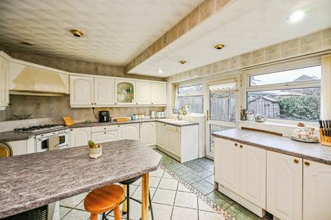4 bedroom semi-detached house for sale, Corona Avenue, Lydiate, Merseyside, L31