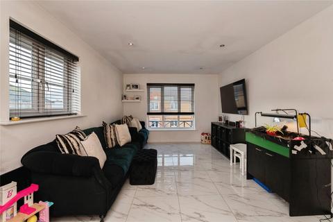 2 bedroom flat for sale, Bridge Road, Wickford, SS11