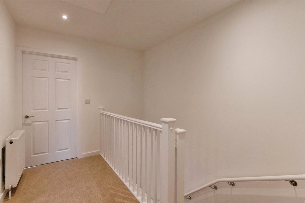 1st Floor Landing