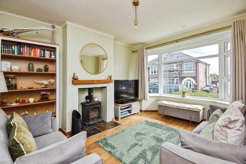 2 bedroom bungalow for sale, Laureston Avenue, Heysham, Morecambe, Lancashire, LA3