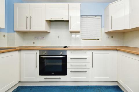 2 bedroom flat for sale, Eastfield Road, Brentwood, CM14