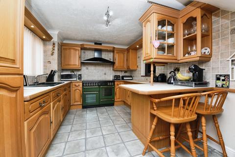 3 bedroom semi-detached house for sale, Brocksparkwood, BRENTWOOD, Essex, CM13