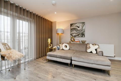 1 bedroom flat for sale, St. James Road, Brentwood, Essex, CM14