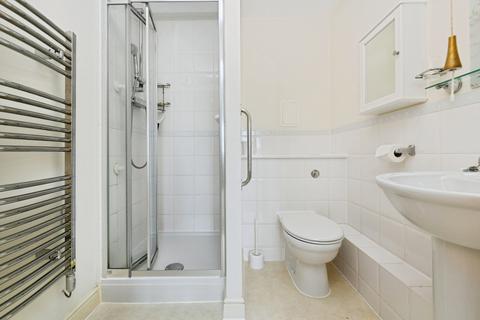 2 bedroom flat for sale, Ongar Road, BRENTWOOD, Essex, CM15