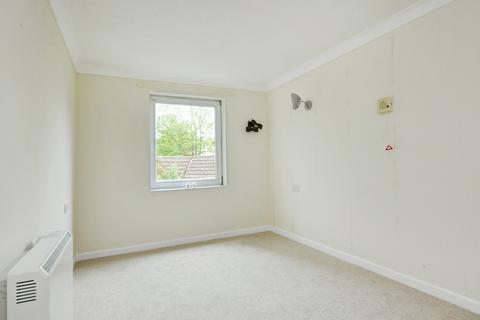 1 bedroom flat for sale, Sawyers Hall Lane, Brentwood, Essex, CM15