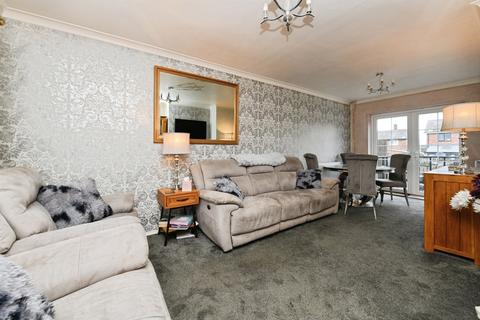 2 bedroom semi-detached house for sale, Cotswold Gardens, BRENTWOOD, Essex, CM13