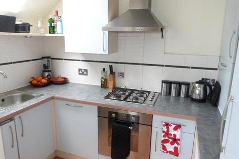 2 bedroom flat for sale, Western Road, Brentwood, Essex, CM14