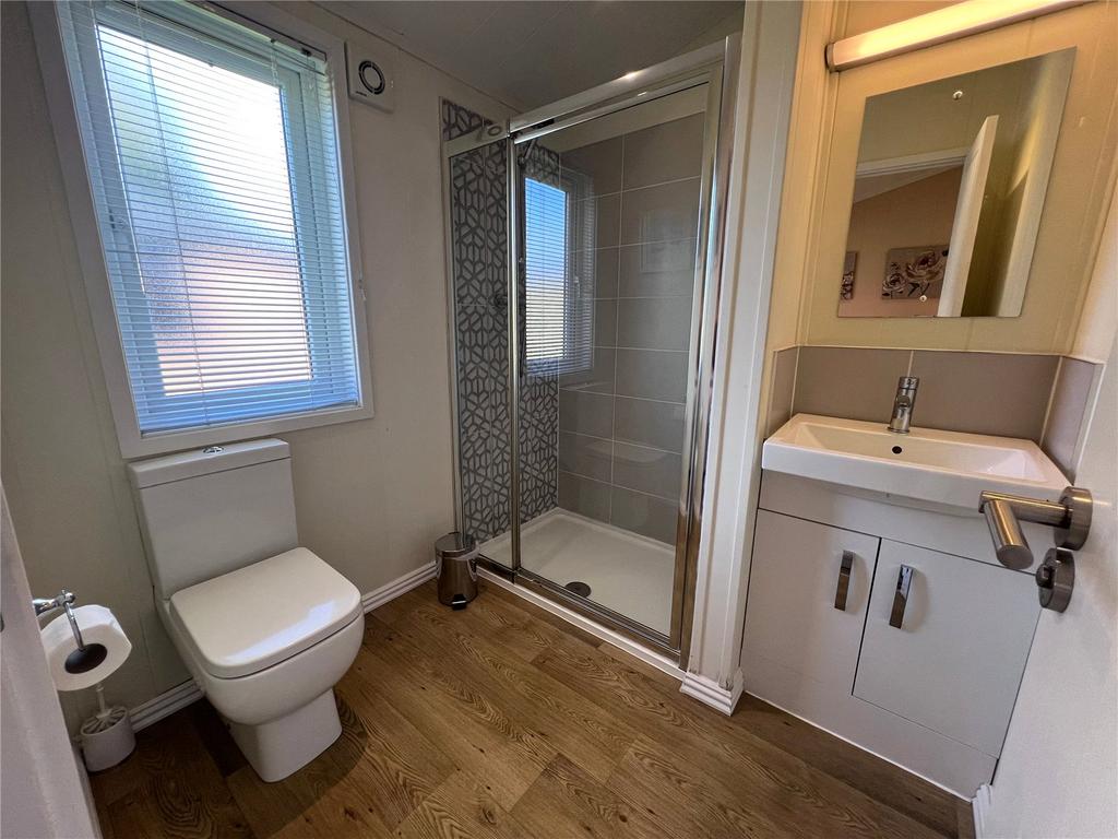 Ensuite