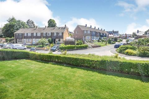 2 bedroom flat for sale, Vine Way, Brentwood, Essex, CM14