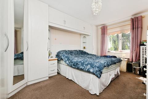 1 bedroom flat for sale, Primrose Court, Kings Road, Brentwood, Essex, CM14