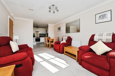 2 bedroom flat for sale, Ongar Road, Brentwood, Essex, CM15