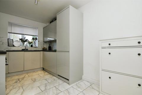 1 bedroom flat for sale, Firsgrove Road, Warley, Brentwood, Essex, CM14