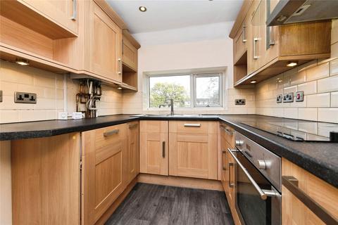 2 bedroom flat for sale, Harrison Close, Hutton, Brentwood, Essex, CM13