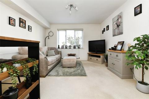 2 bedroom flat for sale, The Meads, Ongar Road, Brentwood, Essex, CM15