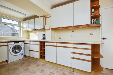3 bedroom bungalow for sale, St. Annes Avenue, Morecambe, Lancashire, LA4