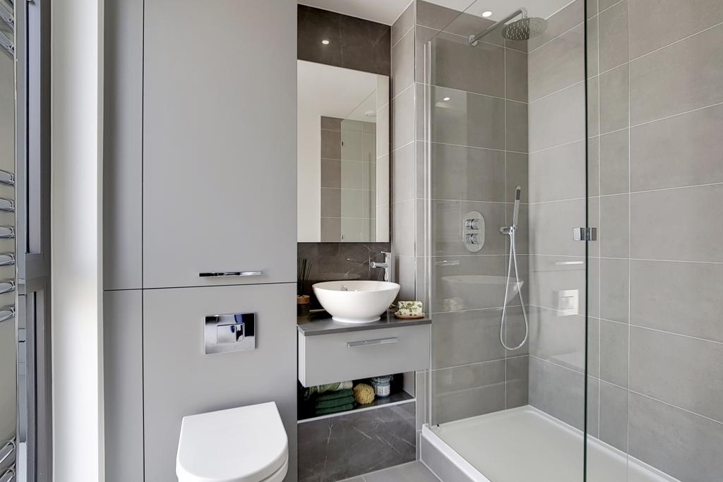 12 Master Ensuite 7