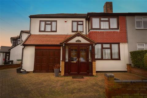 Peel Drive, Ilford, IG5