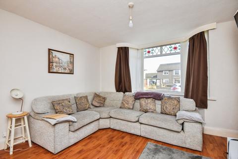 2 bedroom flat for sale, Palmer Grove, Morecambe, Lancashire, LA4