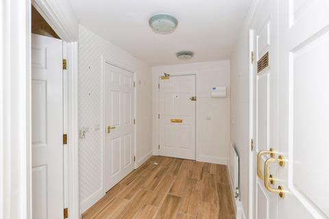 1 bedroom flat for sale, Village Way, Barkingside, Ilford, IG6