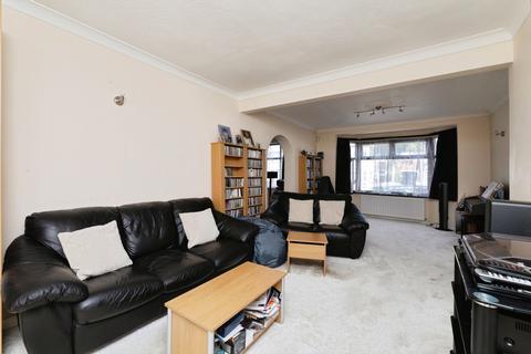 5 bedroom end of terrace house for sale, Yoxley Drive, Ilford, IG2