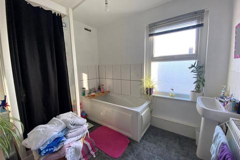 4 bedroom terraced house for sale, Westminster Road, Morecambe, Lancashire, LA4