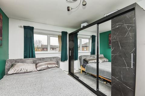2 bedroom flat for sale, Baycliffe Crescent, Morecambe, Lancashire, LA4