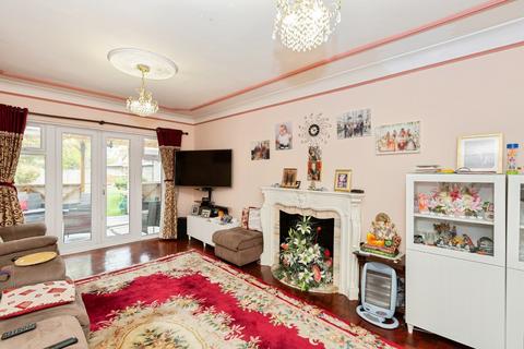 4 bedroom semi-detached house for sale, Clayhall Avenue, ILFORD, Essex, IG5