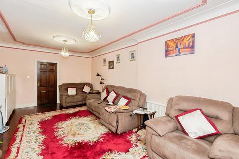 4 bedroom semi-detached house for sale, Clayhall Avenue, ILFORD, Essex, IG5