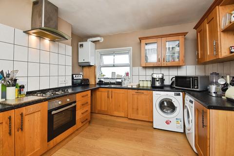 2 bedroom flat for sale, West End Road, Lancashire, LA4