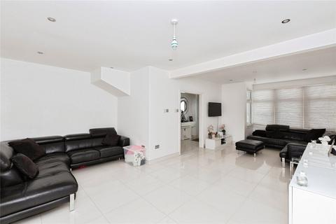 4 bedroom terraced house for sale, Fencepiece Road, Ilford, IG6