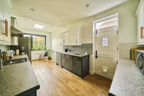 3 bedroom semi-detached house for sale, Woodville Gardens, Ilford, IG6
