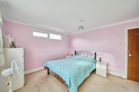 undefined, Meriden Close, Ilford, IG6