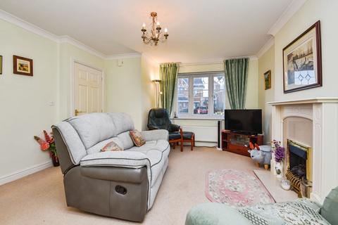 undefined, Goldfinch Close, Heysham, Morecambe, Lancashire, LA3