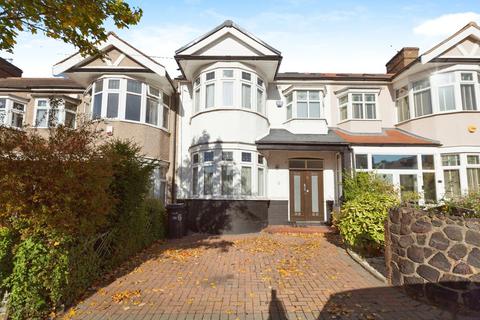 4 bedroom terraced house for sale - Fowey Avenue, Ilford, IG4