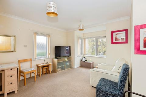 1 bedroom flat for sale, Barnardo Drive, ILFORD, Essex, IG6