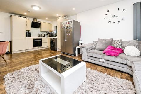 2 bedroom flat for sale, High Street, Barkingside, Ilford, IG6