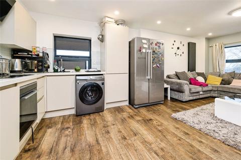 2 bedroom flat for sale, High Street, Barkingside, Ilford, IG6