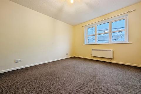 undefined, 112 Waterloo Road, Southampton SO15