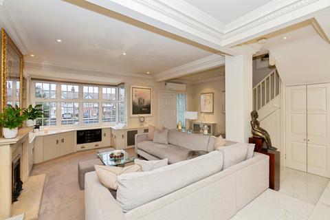 4 bedroom semi-detached house for sale, Eastern Avenue, ILFORD, Essex, IG4