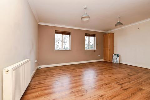 1 bedroom flat for sale, Clockhouse Way, Braintree, Essex, CM7