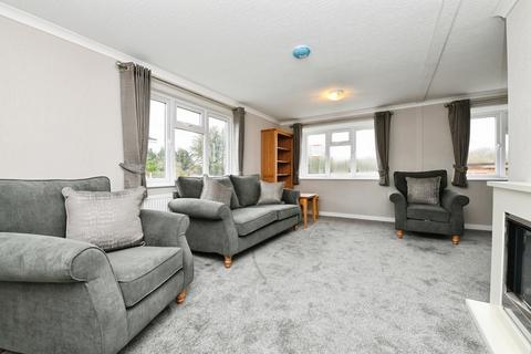 2 bedroom detached house for sale, Hawk Hill, Battlesbridge, Wickford, Essex, SS11