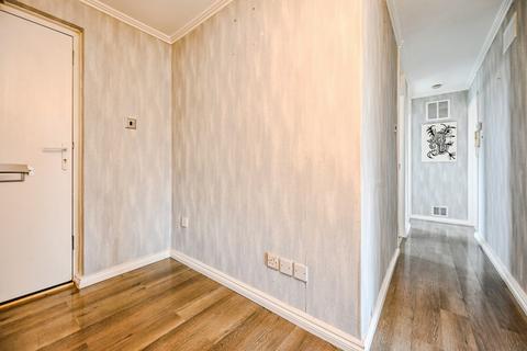 2 bedroom flat for sale, Insall Road, Liverpool, Merseyside, L13