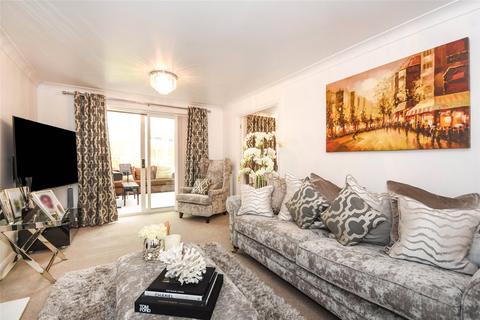 undefined, Frobisher Gardens, Chafford Hundred, Grays, Essex, RM16