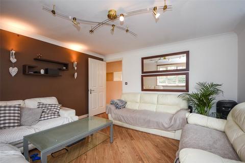 2 bedroom flat for sale, Sachfield Drive, Chafford Hundred, Grays, Essex, RM16
