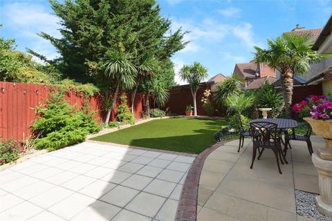 5 bedroom detached house for sale, Hyde Close, Chafford Hundred, Grays, Essex, RM16
