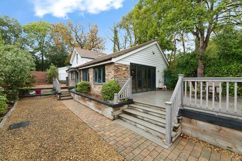 undefined, Lingmere Close, CHIGWELL, Essex, IG7