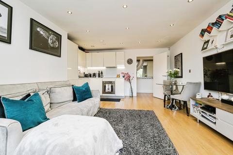 The Broadway, LOUGHTON, Essex, IG10