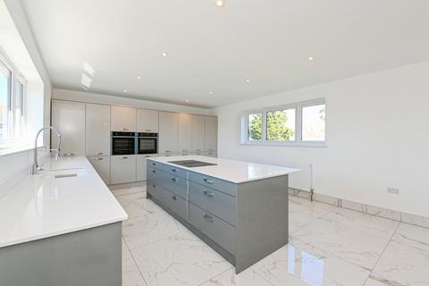 6 bedroom detached house for sale, Beacon Heights, St. Osyth, Clacton-on-Sea, Tendring, CO16