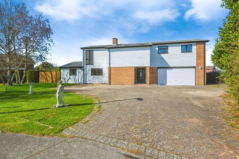 6 bedroom detached house for sale, Beacon Heights, St. Osyth, Clacton-on-Sea, Tendring, CO16