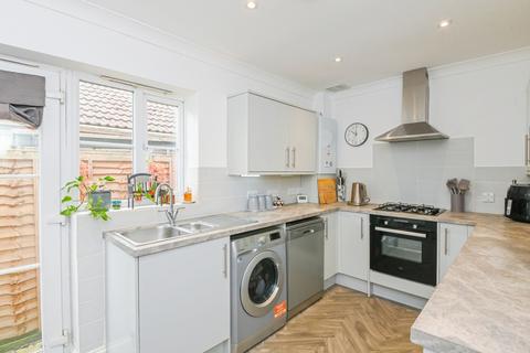 3 bedroom bungalow for sale, Oakmead Road, St. Osyth, Clacton-on-Sea, Essex, CO16
